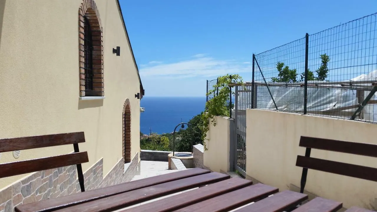 Casal Trinacria Aparthotel Santa Teresa Di Riva Italy