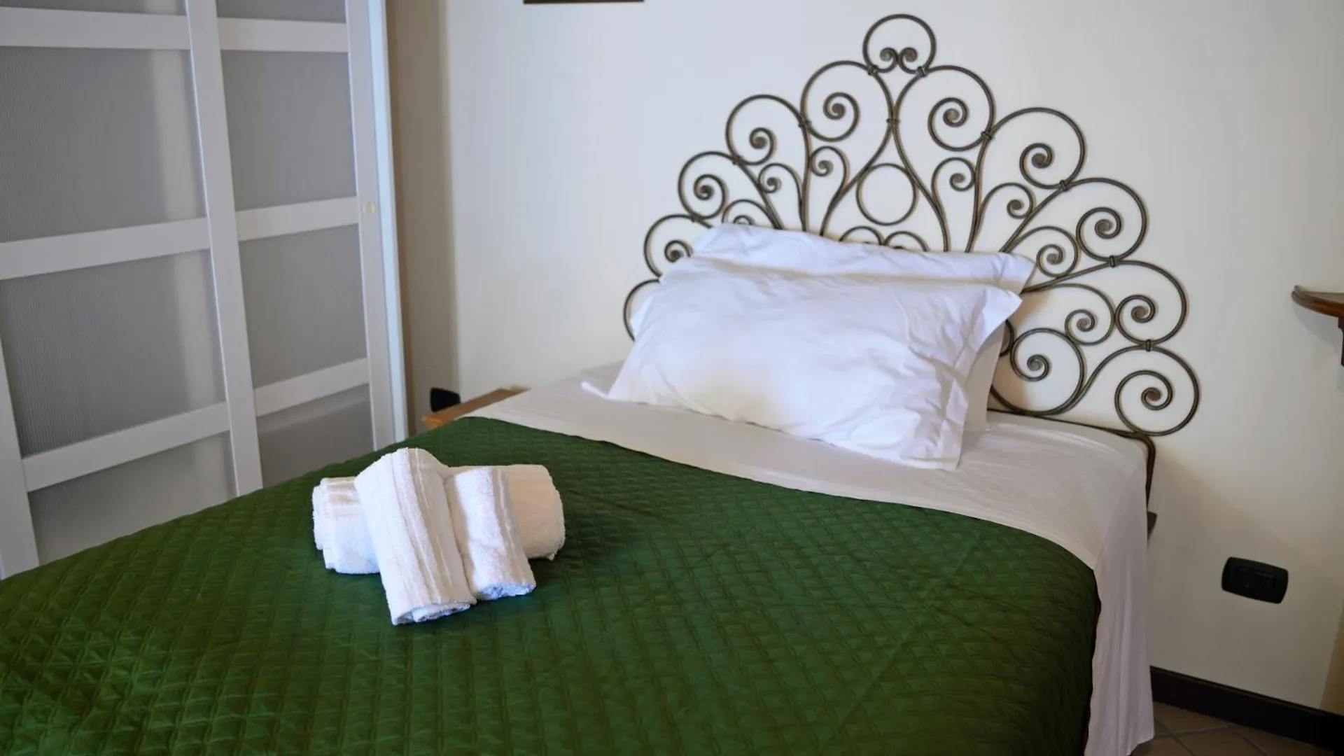 Aparthotel Casal Trinacria Santa Teresa Di Riva